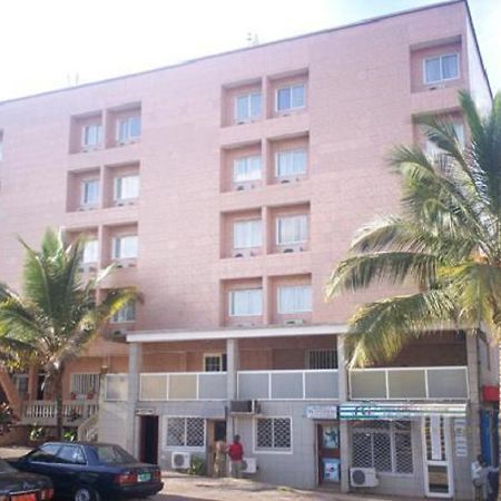 Meumi Palace Yaoundé Dış mekan fotoğraf