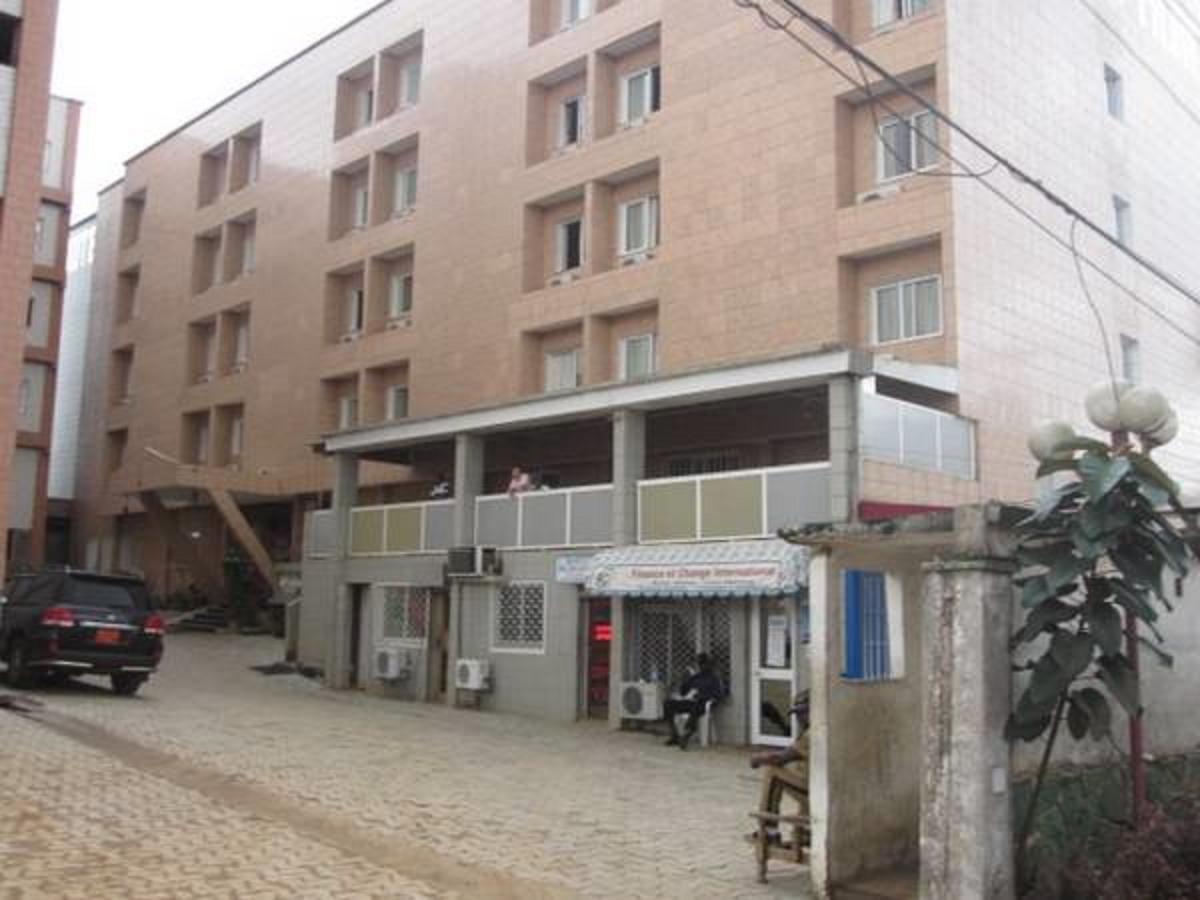 Meumi Palace Yaoundé Dış mekan fotoğraf