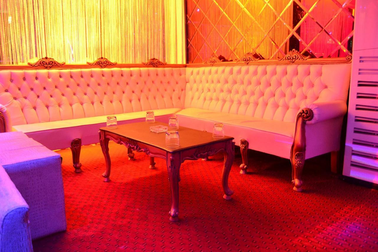 Meumi Palace Yaoundé Dış mekan fotoğraf