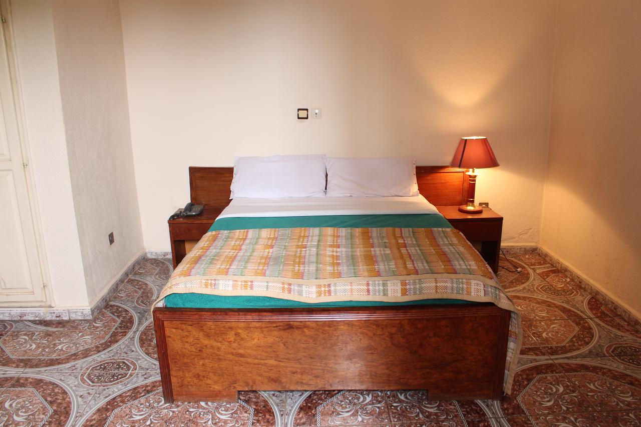 Meumi Palace Yaoundé Dış mekan fotoğraf